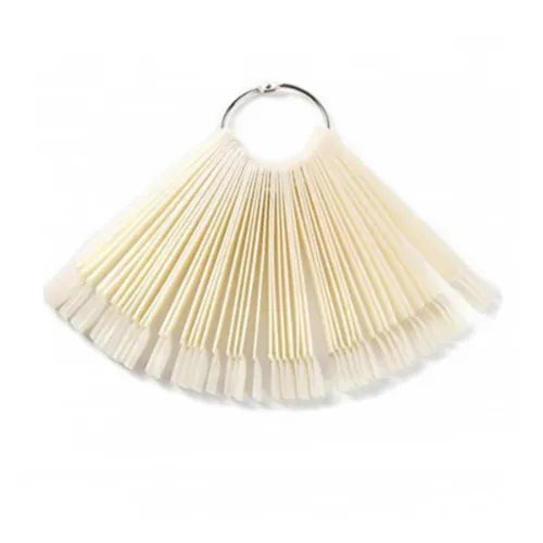 MUESTRARIO DE ESMLATES DE UÑA COLOR HUESO